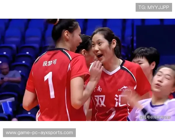 朱婷反手吊球得分，技术细腻令人赞叹